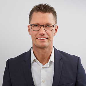 sascha-wellershoff-300x300 Sascha Wellershoff